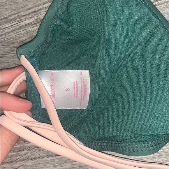 Bathing Suit - Picture 6 of 6